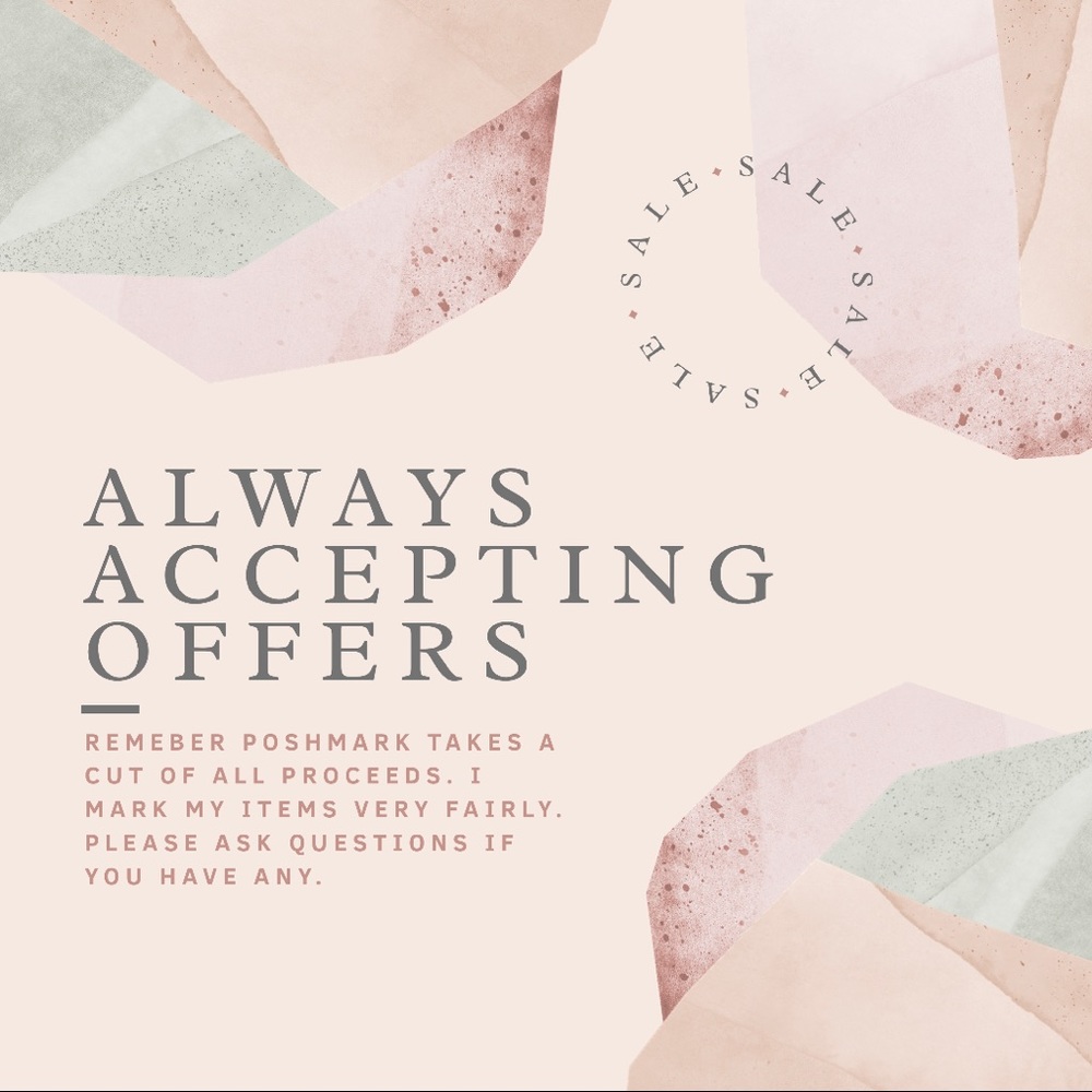 Please submit OFFERS! 💕🎉🙏🏼🎀🎊